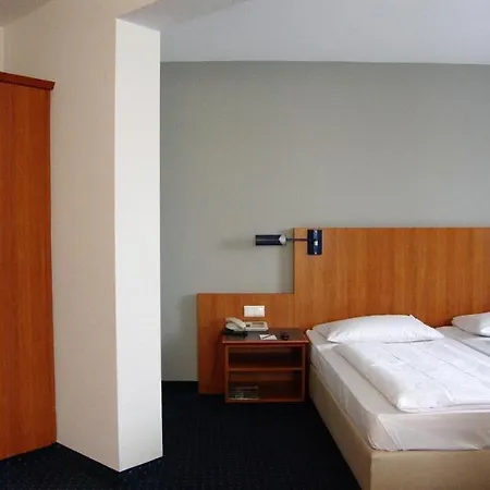 Arcadia 4* Hanau