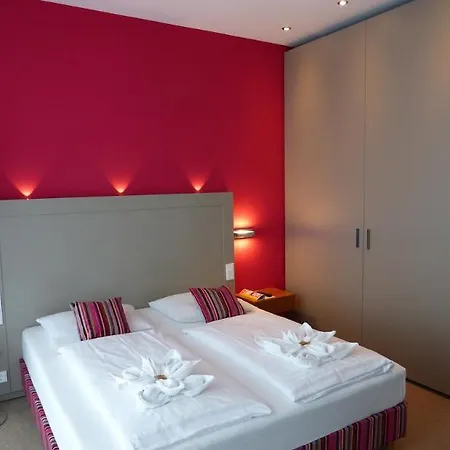 Arcadia 4* Hanau
